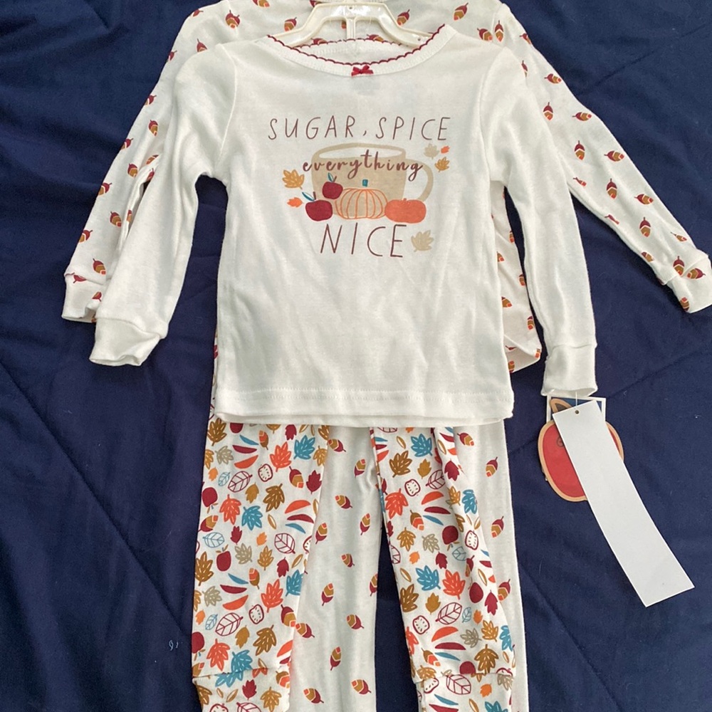 4 piece pajamas set - Picture 1 of 4